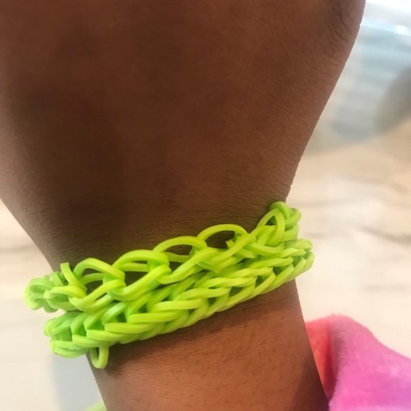 Handmade light  green rubber band set - Picture 6 of 8